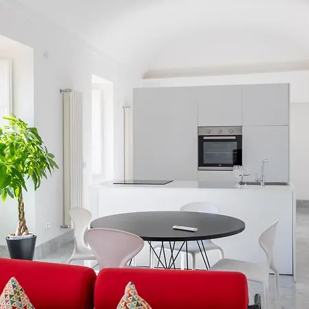 Bellini 5 Apartment