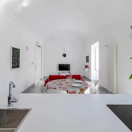 Bellini 5 Apartment *